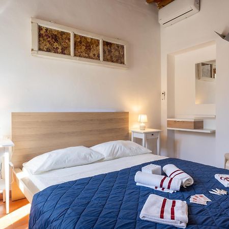Tipica Cozy House + Parking! Apartamento Florença Exterior foto
